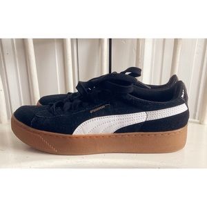 Platform Pumas!
